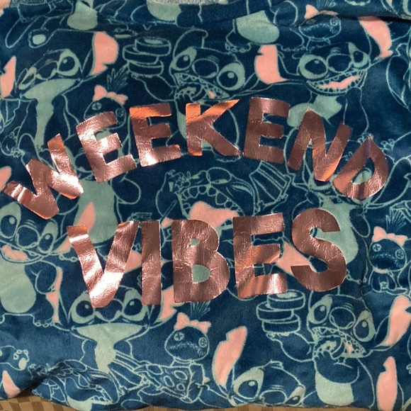 Stich pajama set. Pants, shirt and socks. Only worn once - Picture 2 of 2